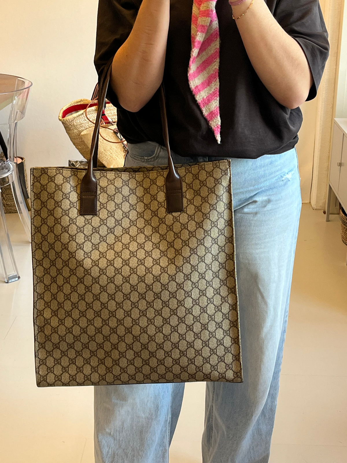 Gucci GG Supreme Tote Bag