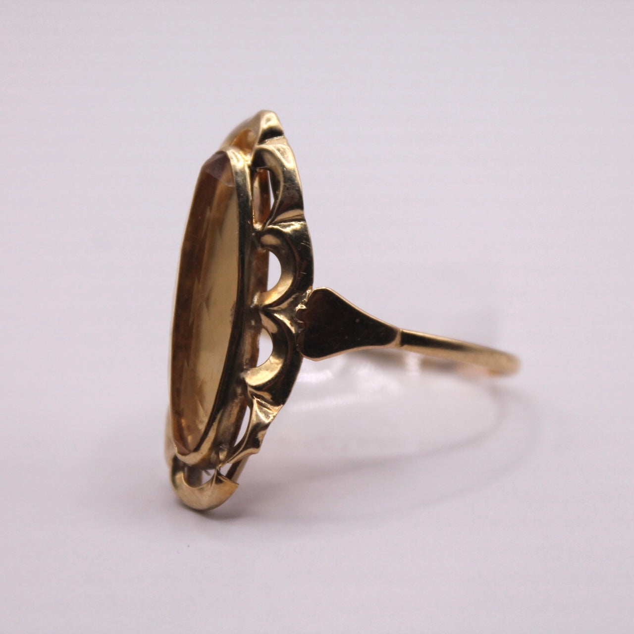 Wavy Oval Citrine Ring