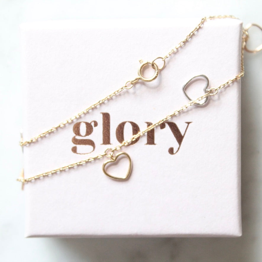 Dangling Heart Bracelet