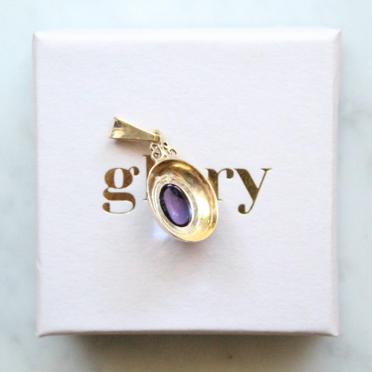 Cabochon Amethyst Pendant