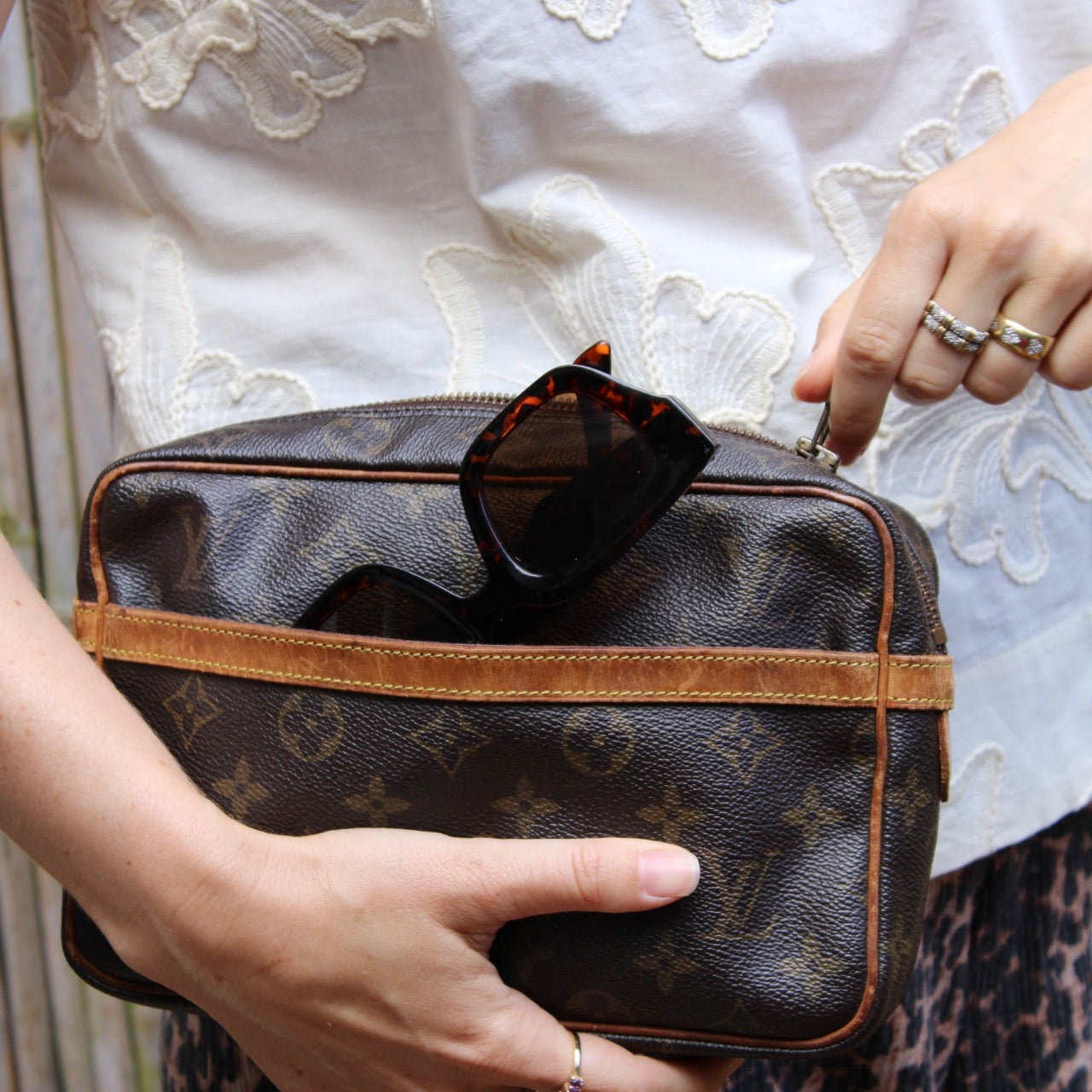 Louis Vuitton Compiegne 23 Clutch