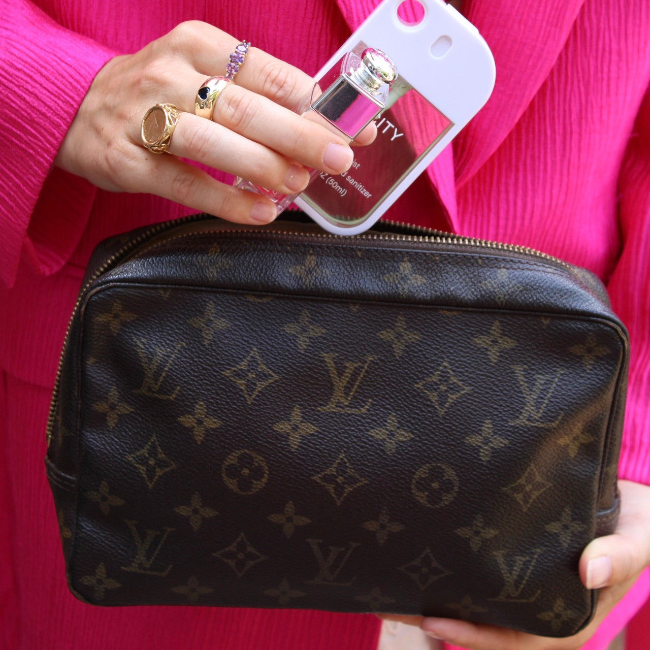 Louis Vuitton Trousse Toilette 23 Clutch