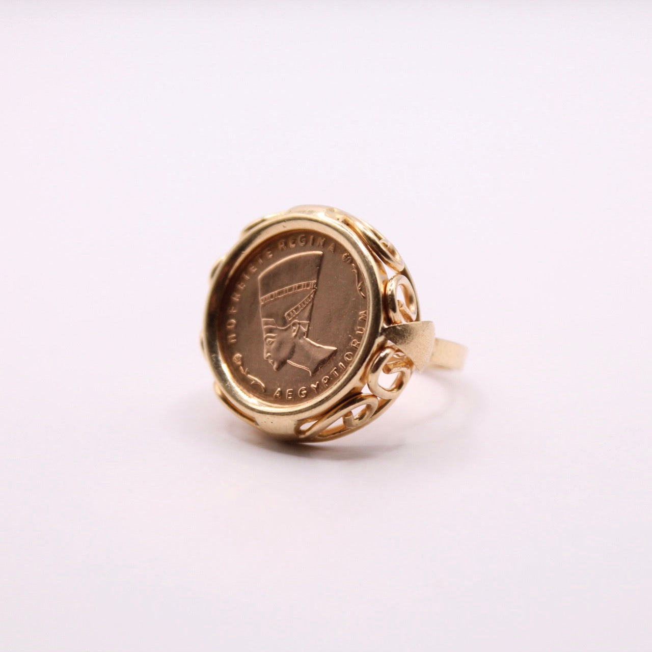 XL Nefertiti Coin Ring