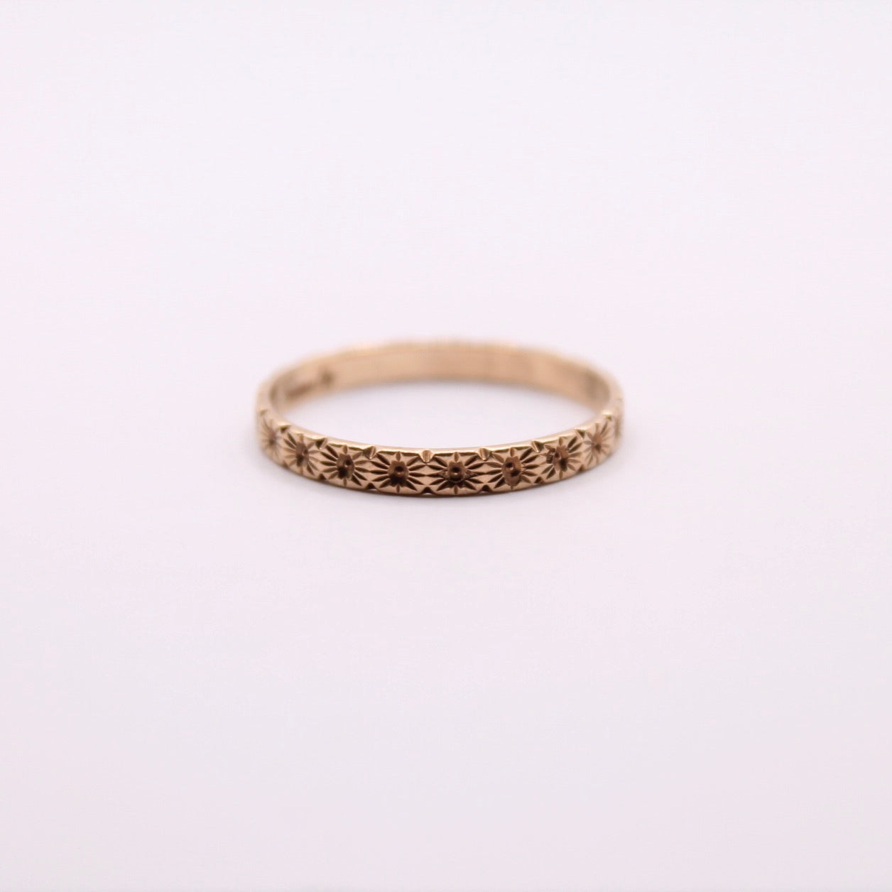 Daisy Flower Band Ring