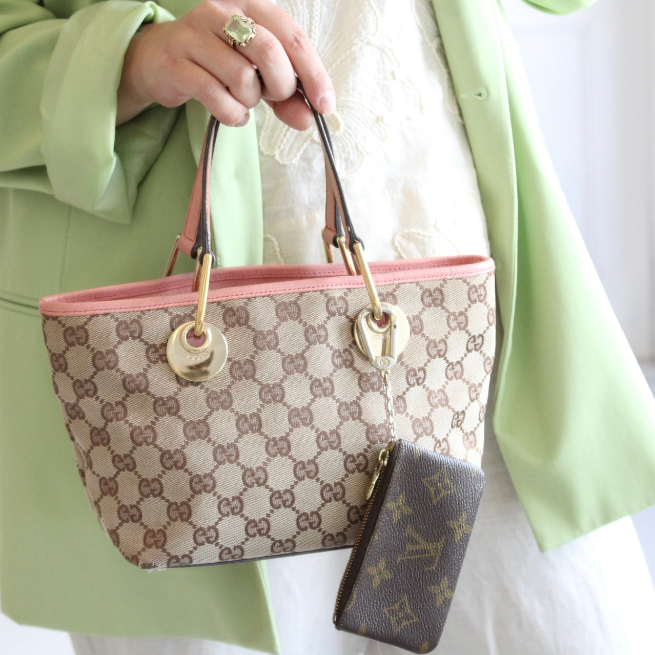 Louis Vuitton Monogram Pochette Cles Coin Purse