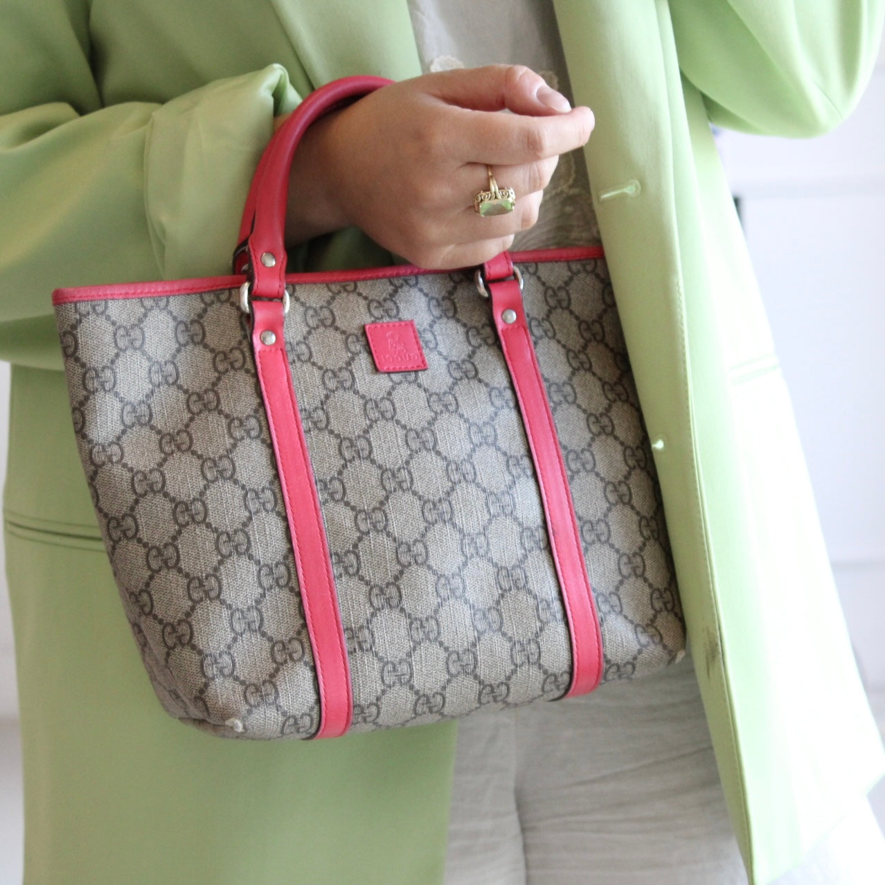 Gucci Supreme Hand Bag