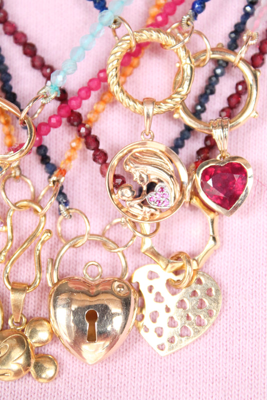 Bold Twist Connector