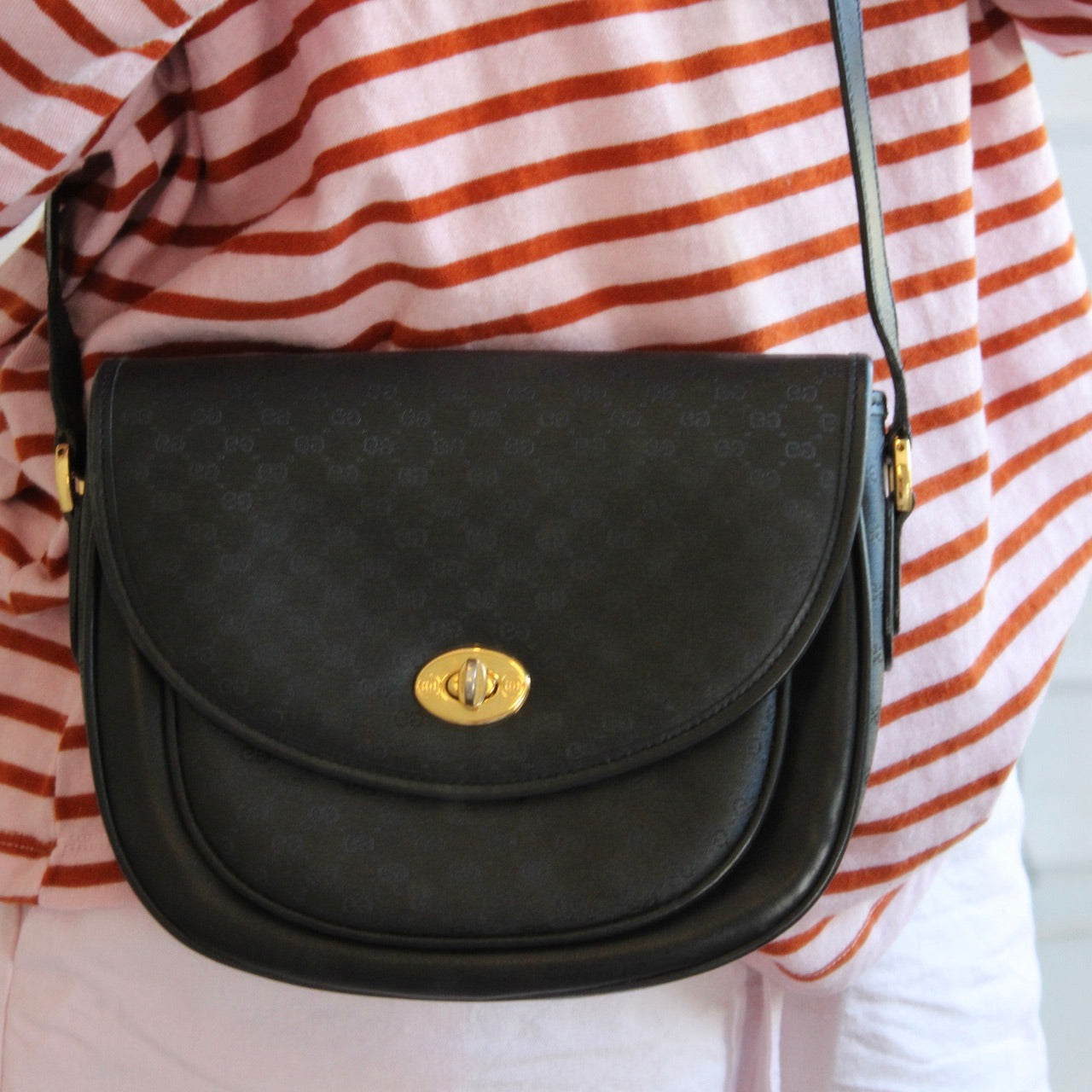 Gucci Micro GG Supreme Shoulder Bag