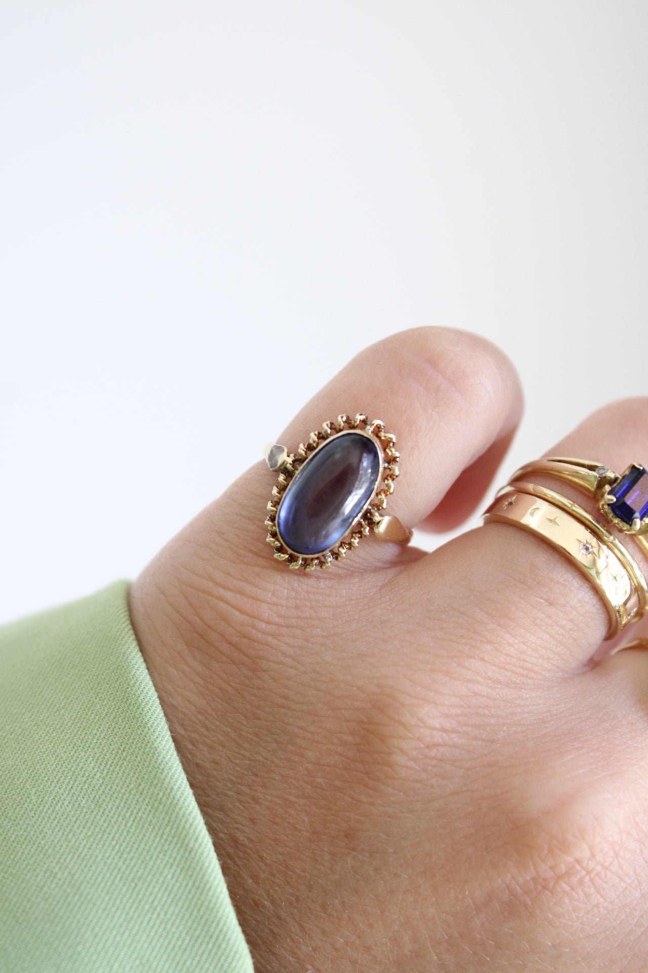 Cabochon Cut Sapphire Ring