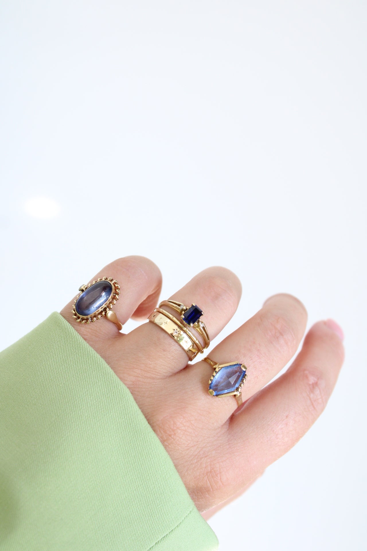 Cabochon Cut Sapphire Ring