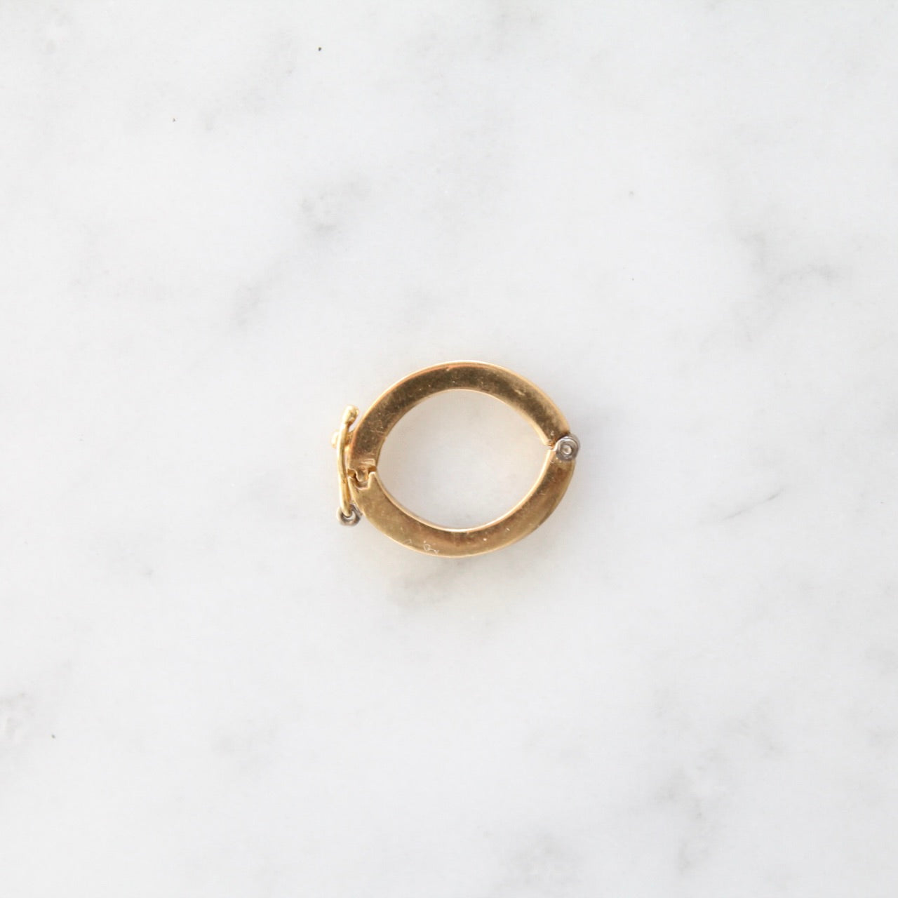 Oval Connector