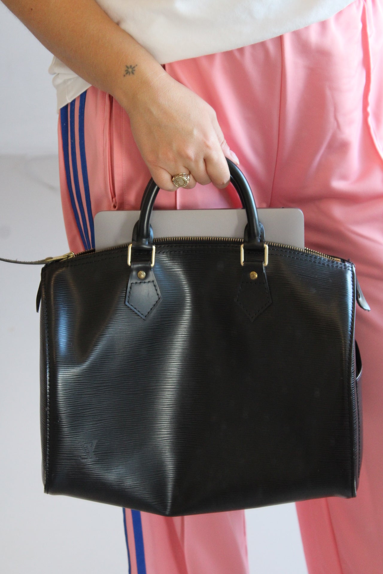 Louis Vuitton Epi Speedy 30
