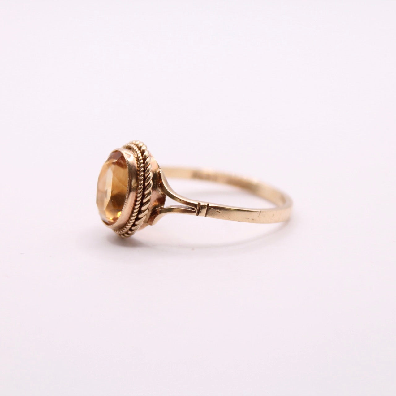 Single Citrine Cord Ring