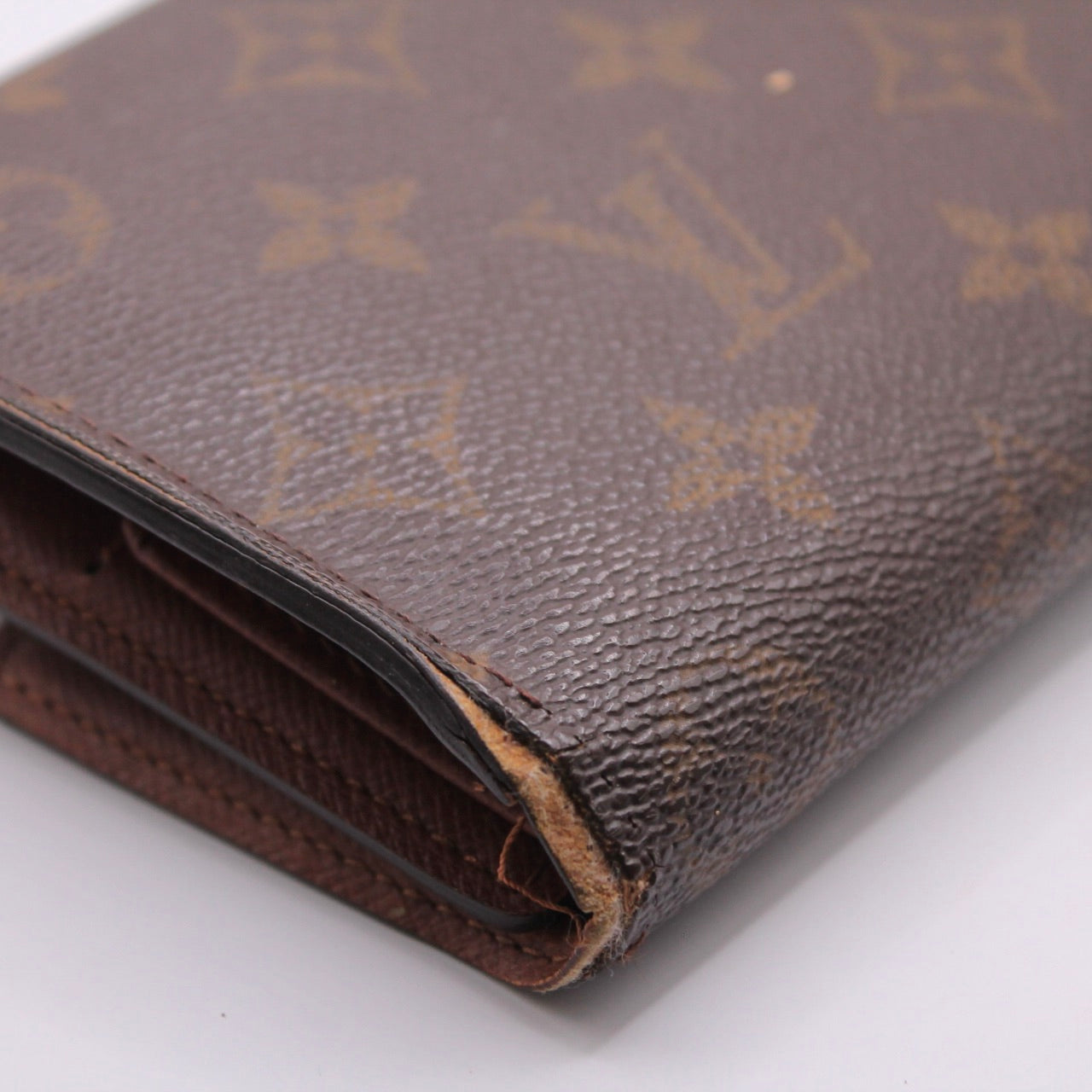 Louis Vuitton Monogram Porte Tresor International Wallet