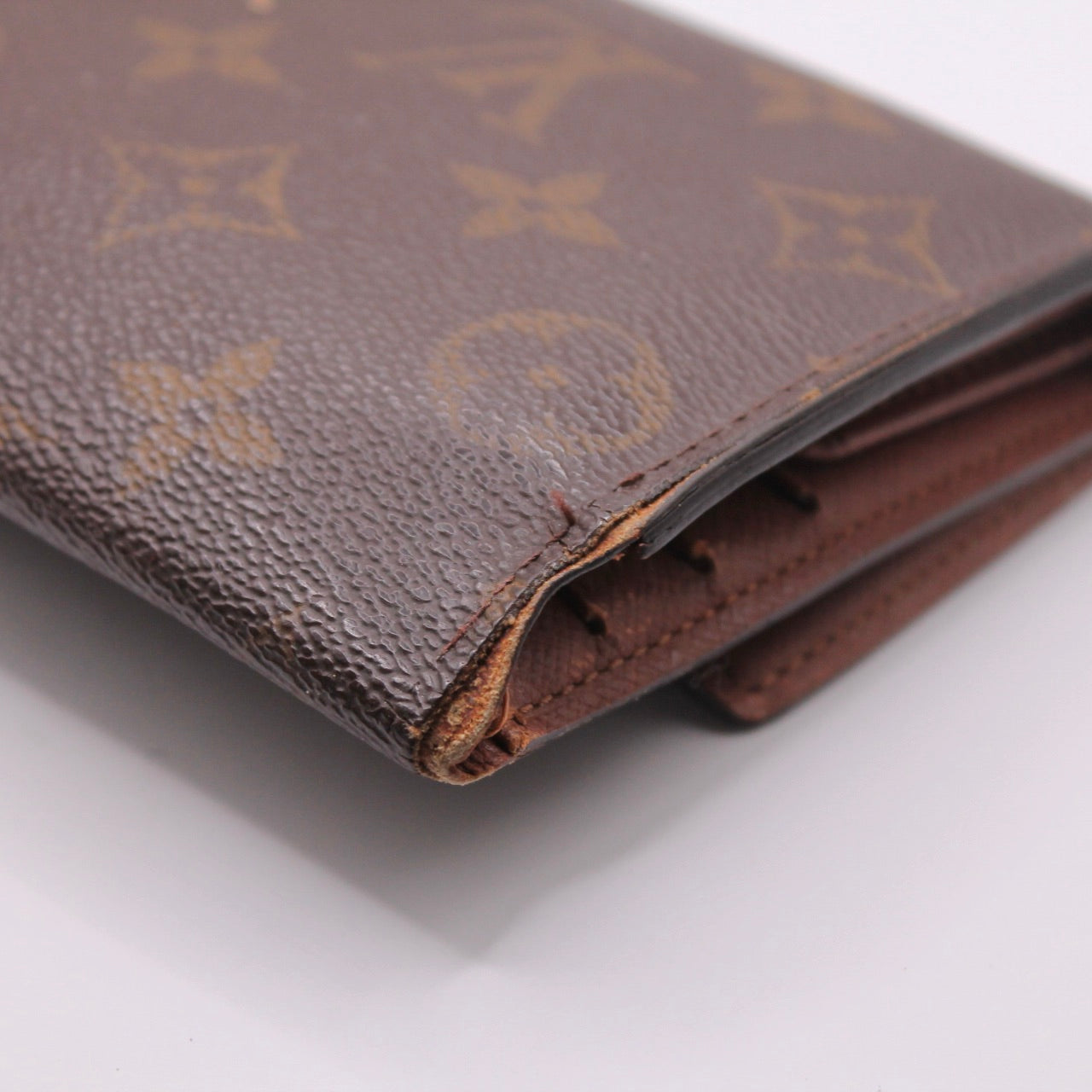 Louis Vuitton Monogram Porte Tresor International Wallet