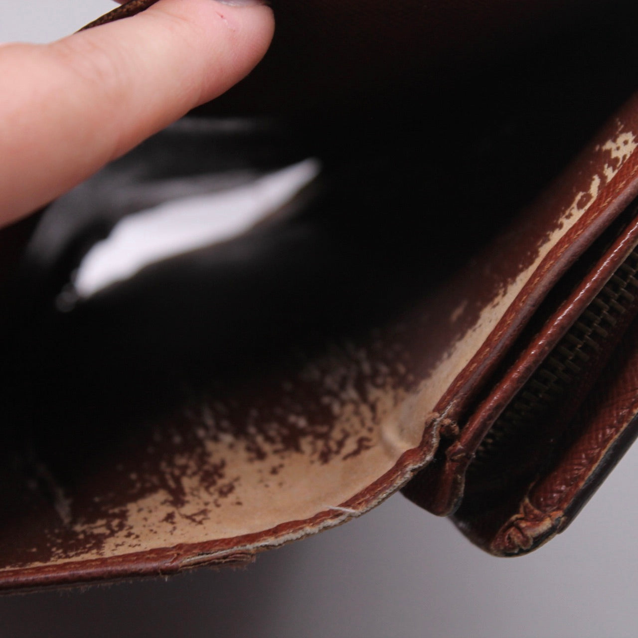 Louis Vuitton Monogram Portefeuille Tresor Wallet