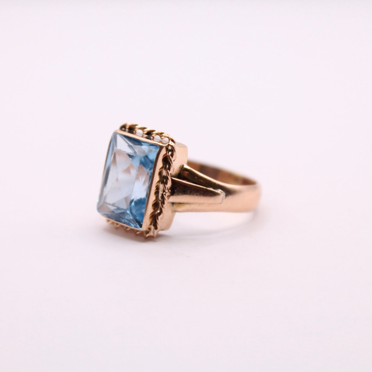Aquamarine Rope Ring
