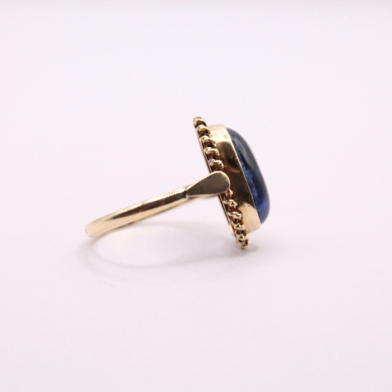 Cabochon Cut Sapphire Ring