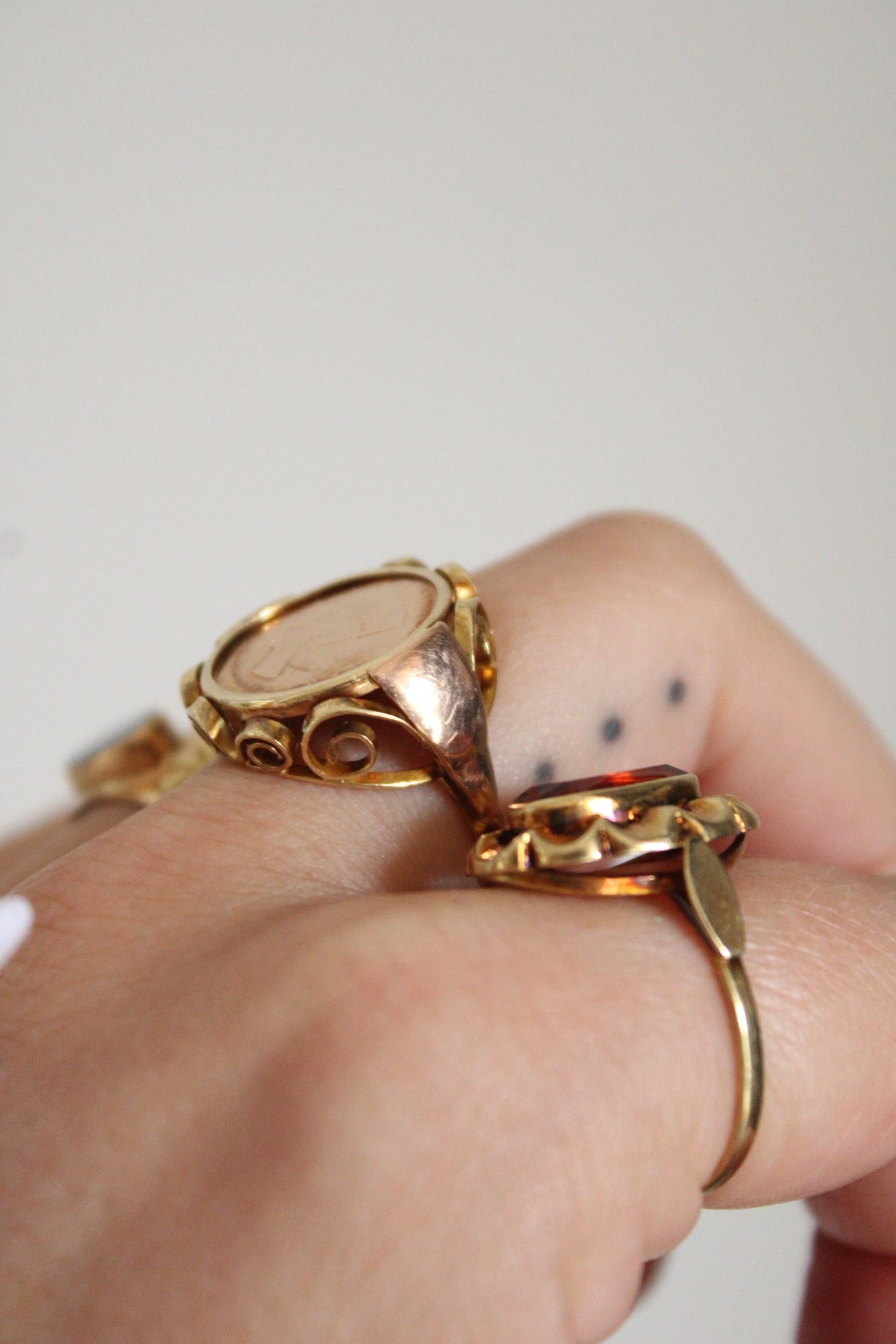 XL Nefertiti Coin Ring