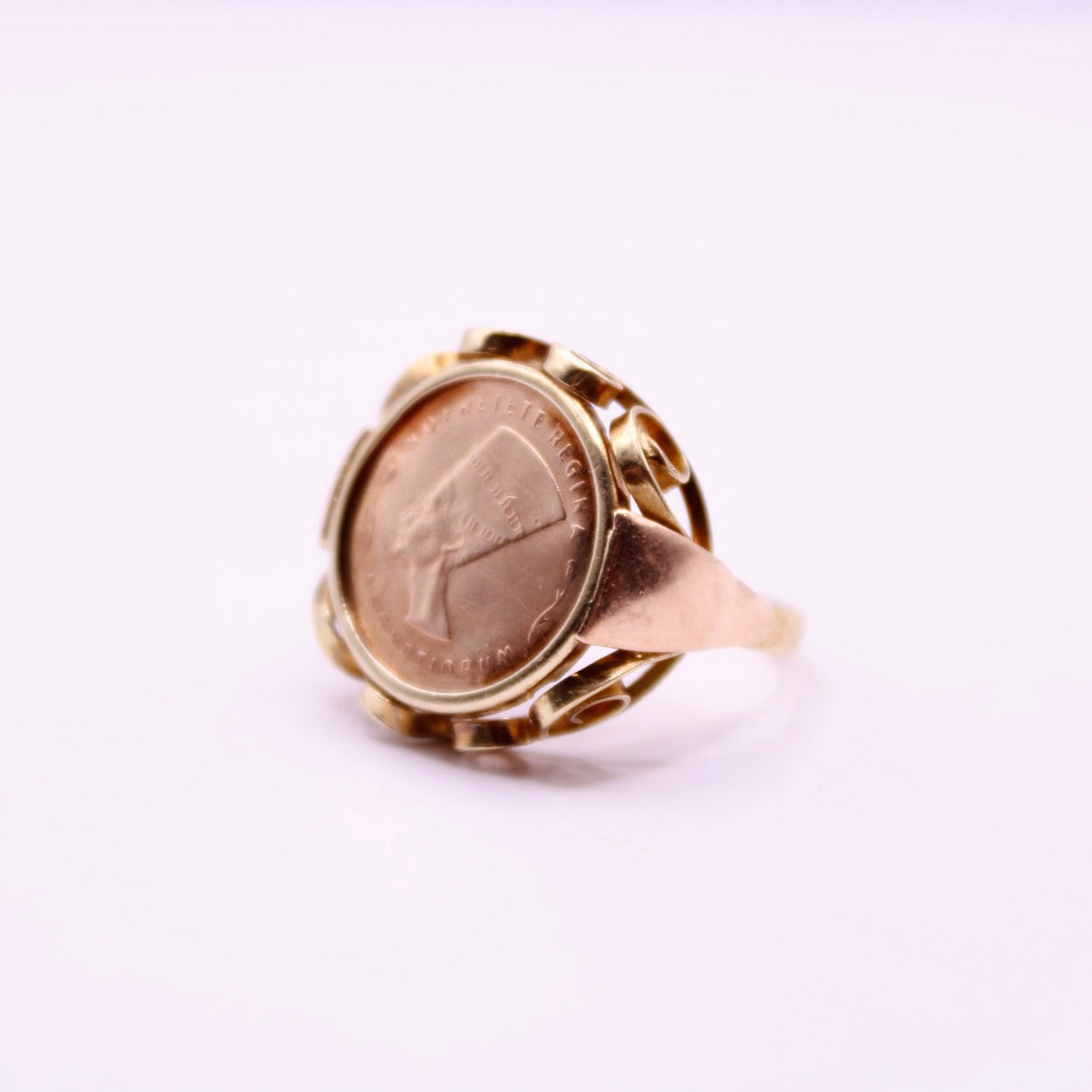 XL Nefertiti Coin Ring
