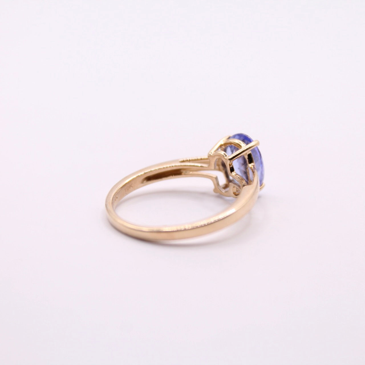 Single Tanzanite Ring