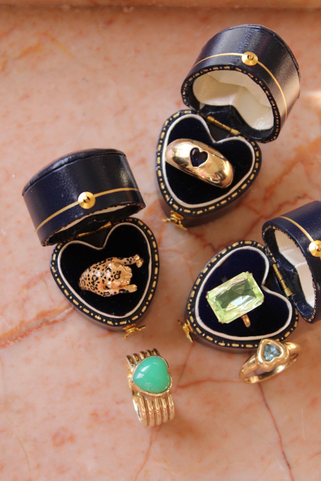 Velvet Heart Ring Box