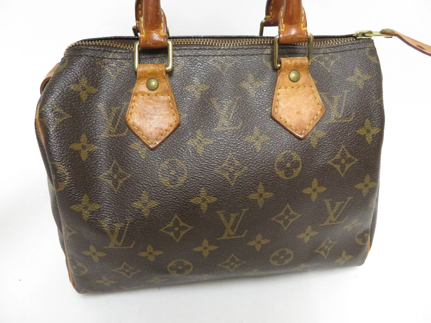 Louis Vuitton Speedy 25