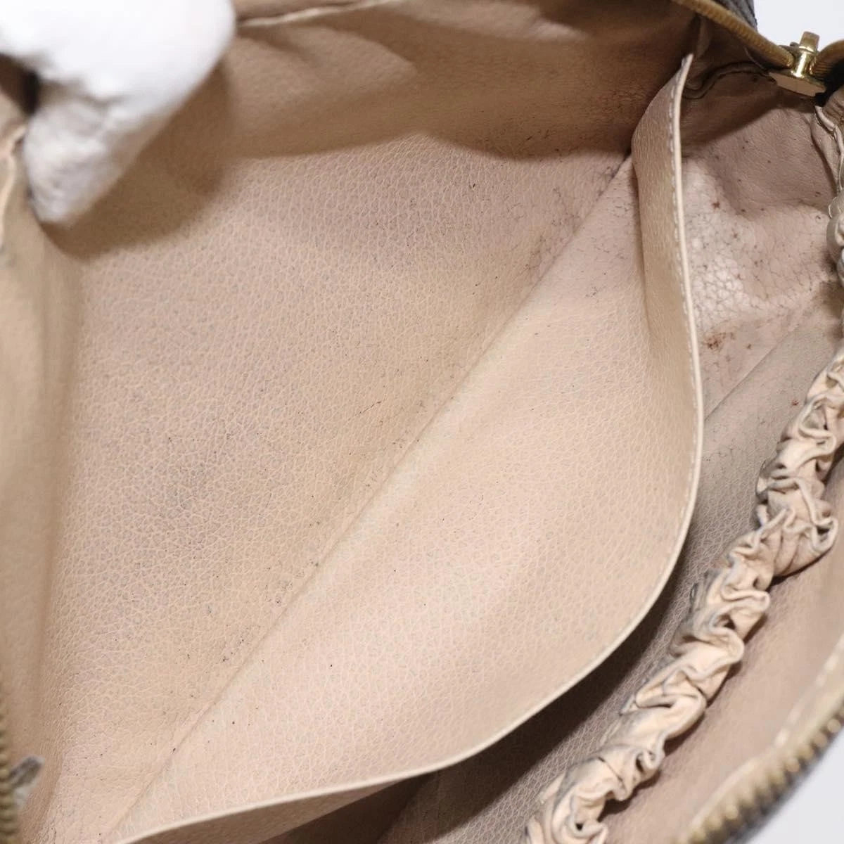 Louis Vuitton Trousse Toilette 23 Clutch