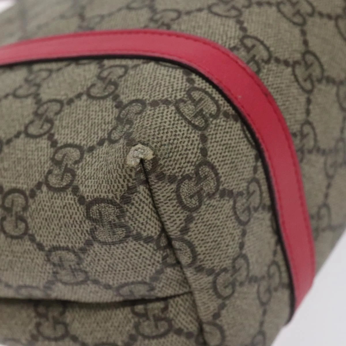 Gucci Supreme Hand Bag