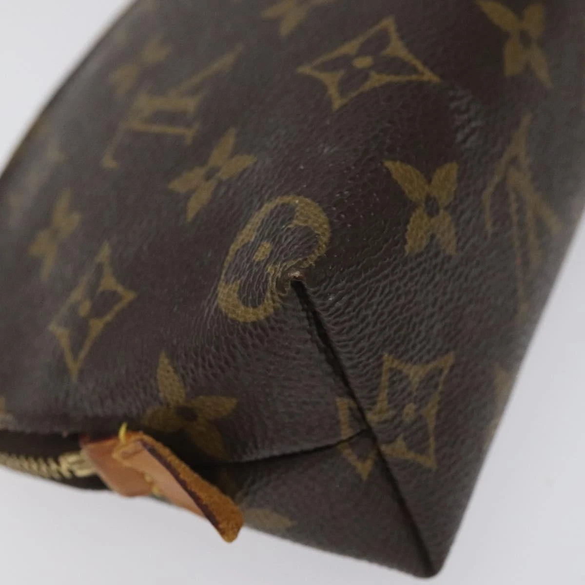Louis Vuitton Pochette Cosmetique