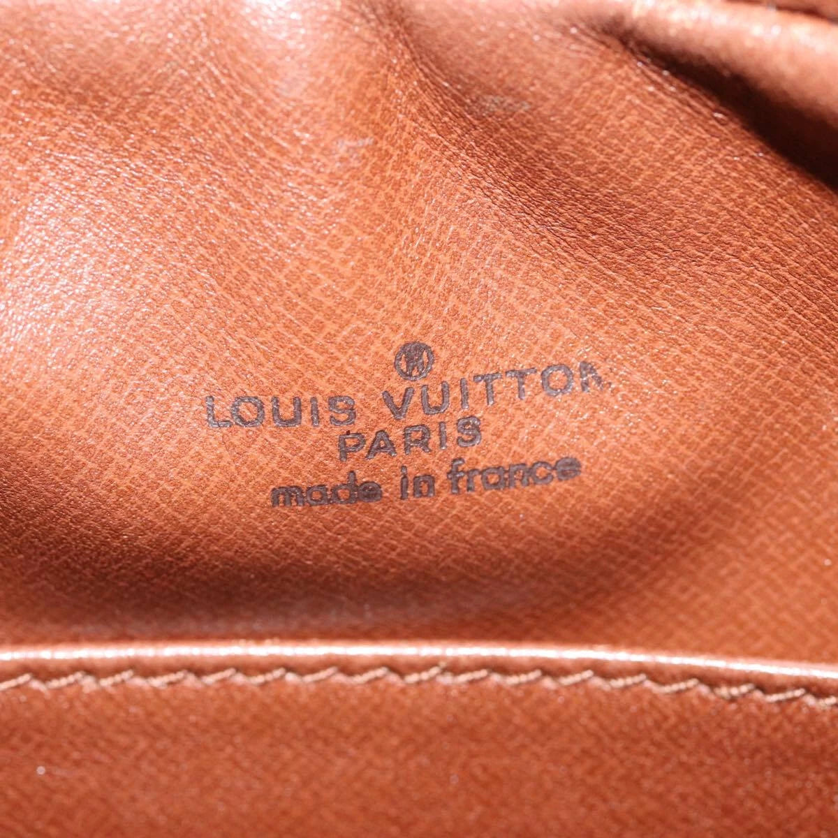 Louis Vuitton Compiegne 23 Clutch