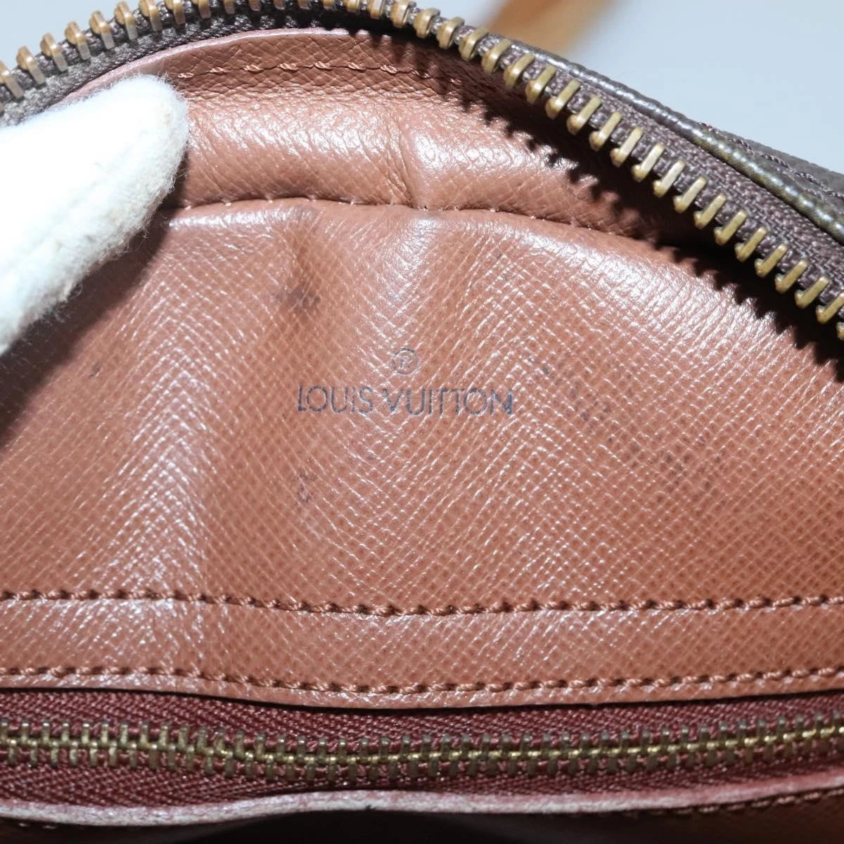 Louis Vuitton Senlis