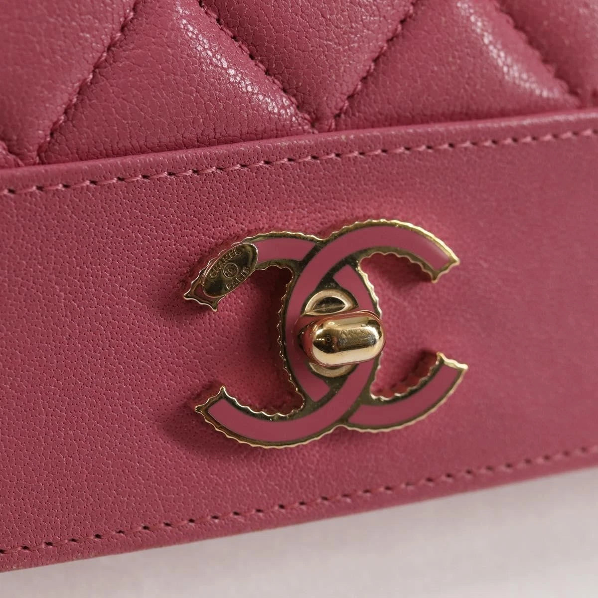 Chanel Wallet on Chain