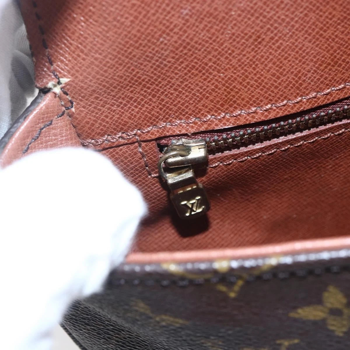 Louis Vuitton Chantilly PM