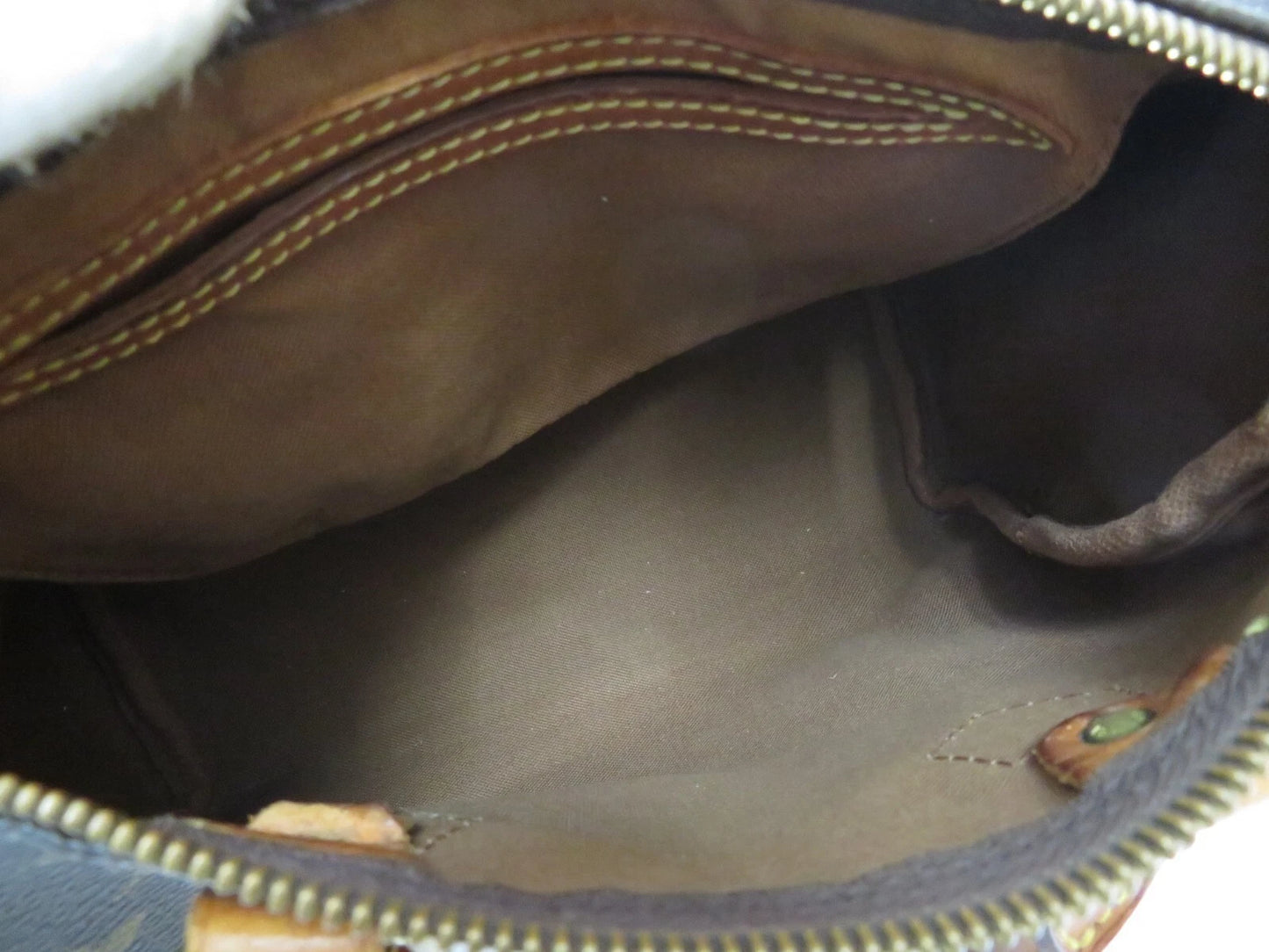 Louis Vuitton Speedy 25