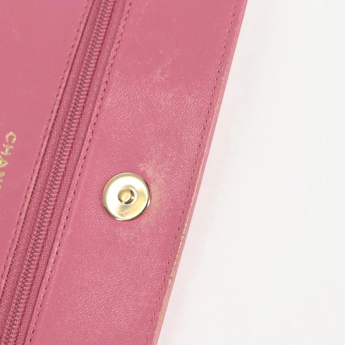 Chanel Wallet on Chain