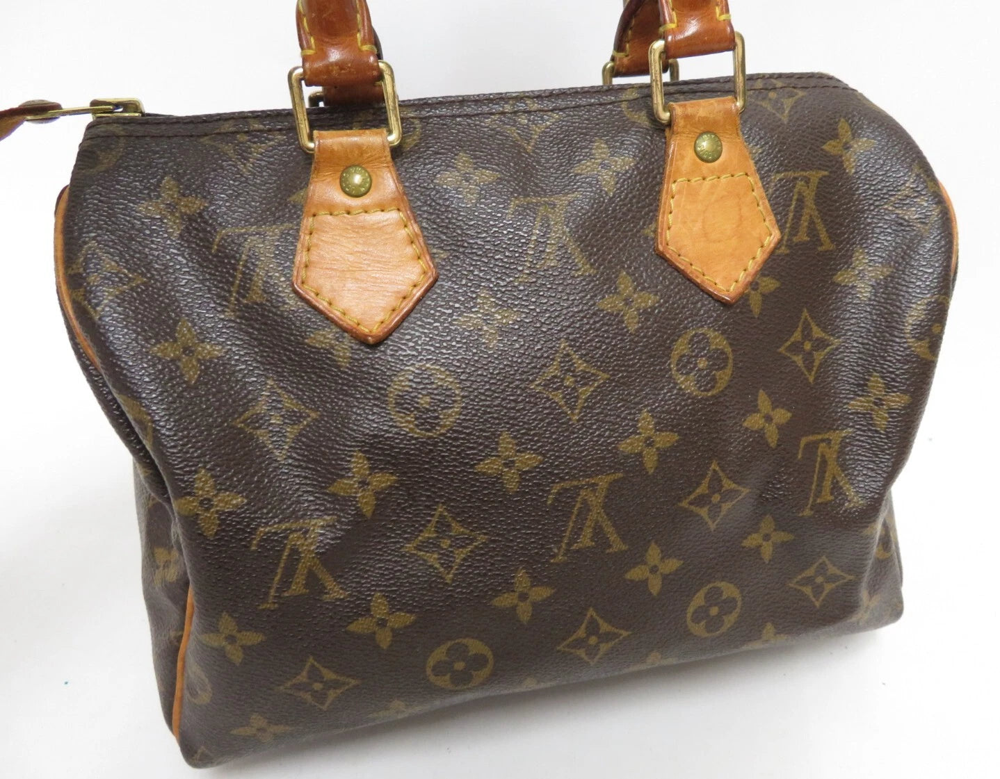 Louis Vuitton Speedy 25
