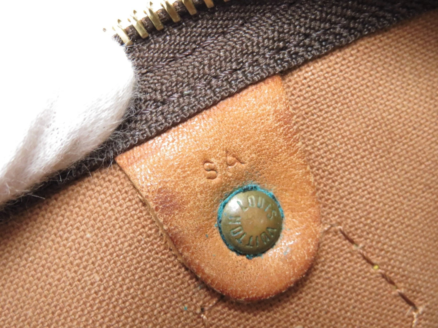Louis Vuitton Speedy 35