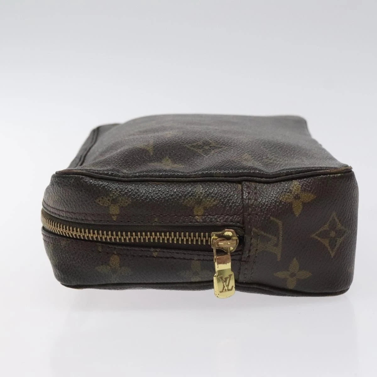 Louis Vuitton Trousse Toilette 23 Clutch