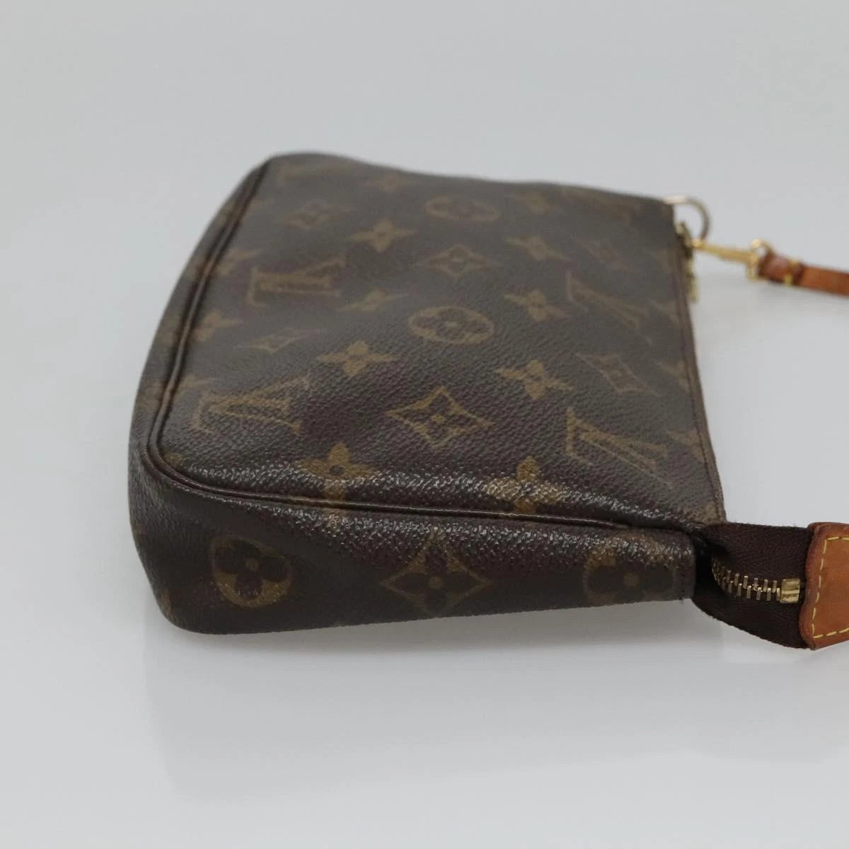 Louis Vuitton Pochette
