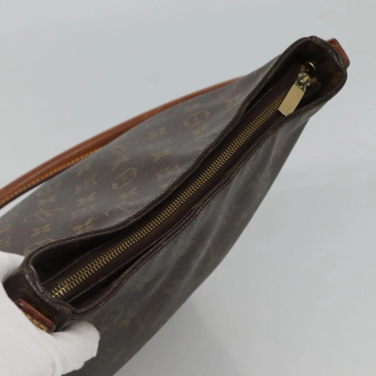 Louis Vuitton Looping GM