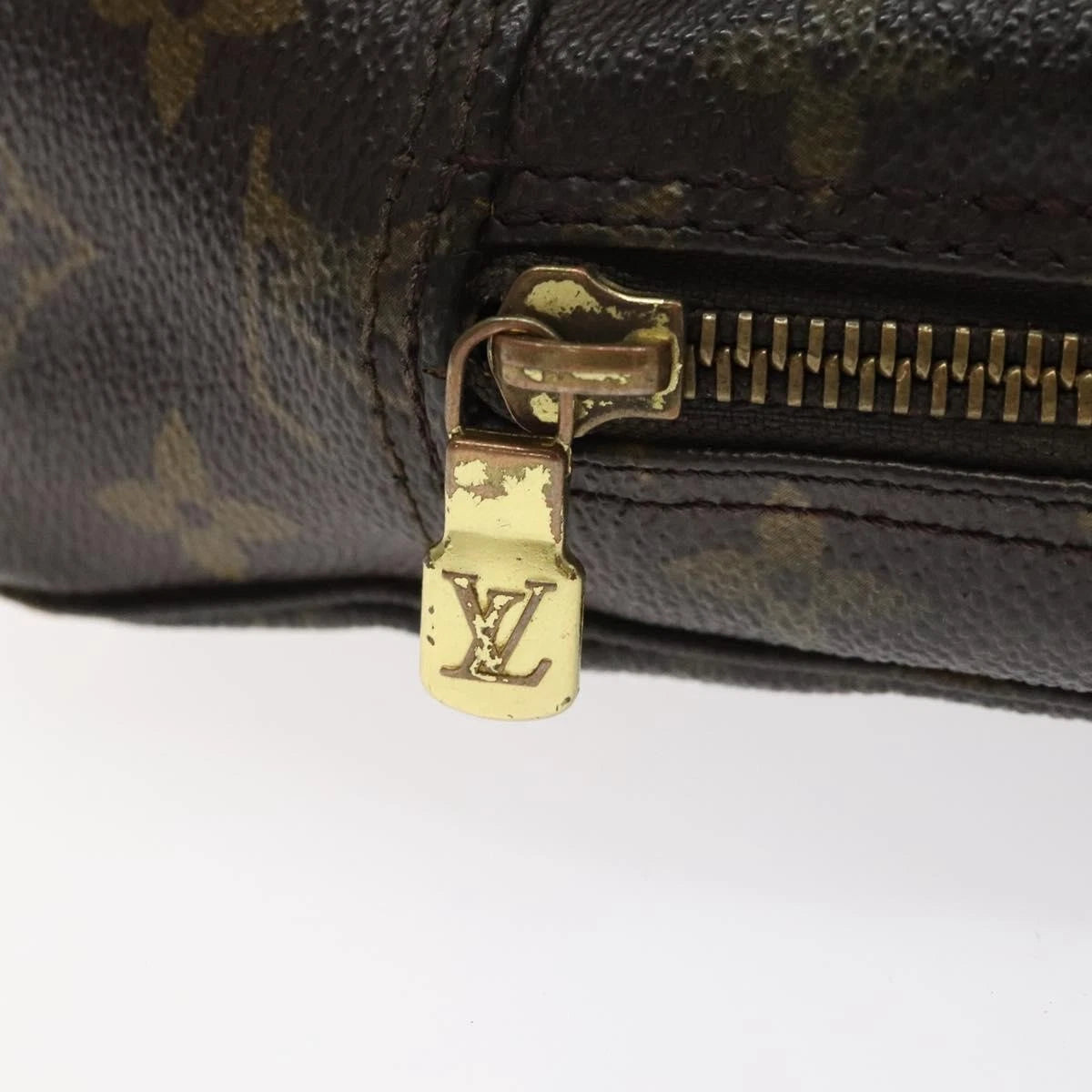 Louis Vuitton Trousse Toilette 23 Clutch