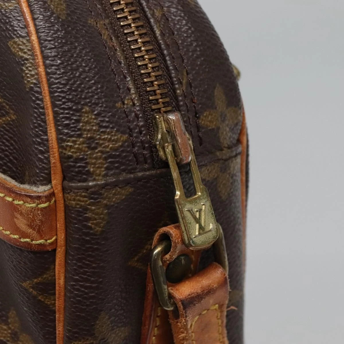 Louis Vuitton Senlis