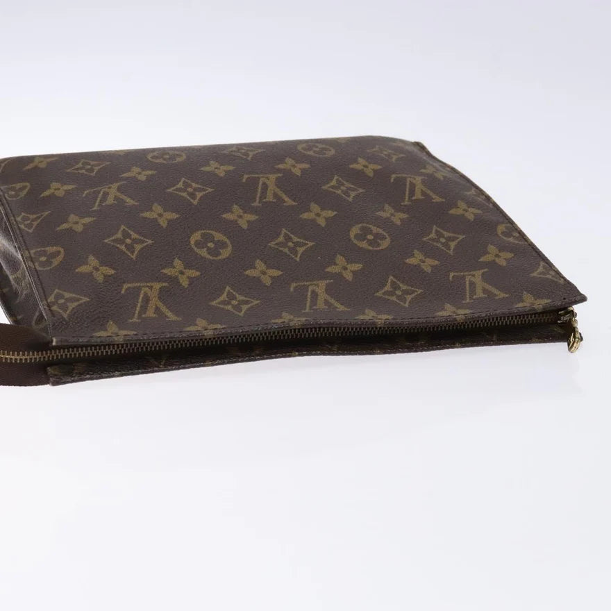 Louis Vuitton Poche Toilette 26