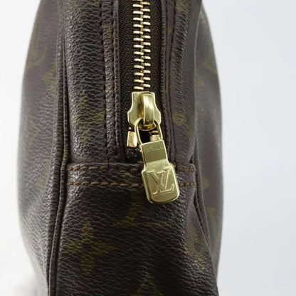 Louis Vuitton Trousse Toilette 23