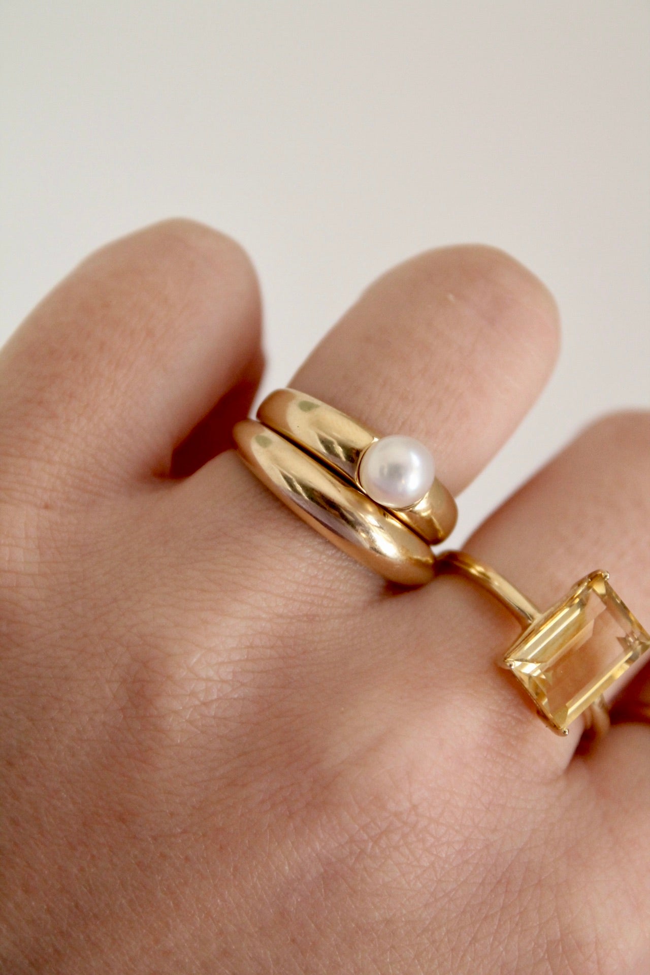 Single Pearl Statement Ring