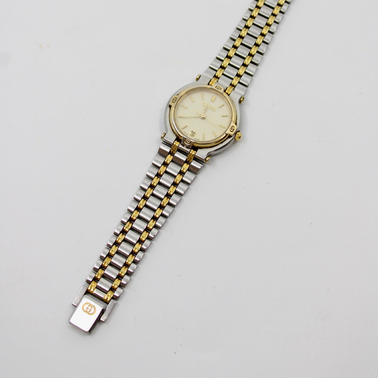 Gucci 9000L Watch