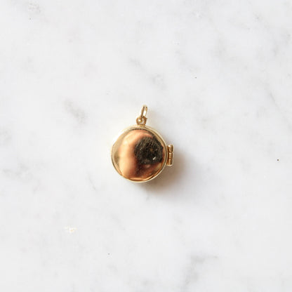 Round Heart Photo Locket