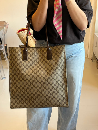 Gucci GG Supreme Tote Bag