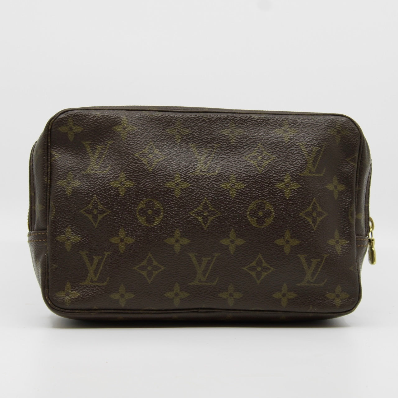Louis Vuitton Trousse Toilette 23